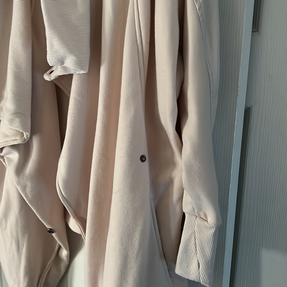 Bomber jacket - Picture 2 of 2